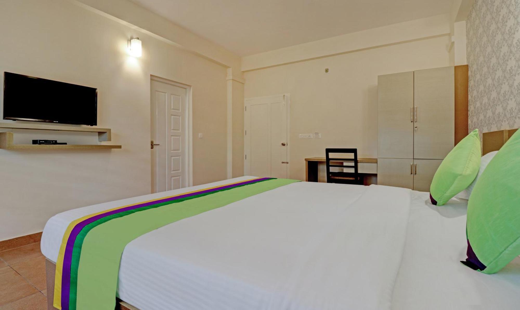 Treebo Golden Terminal, Kochi Airport Hotel Ngoại thất bức ảnh