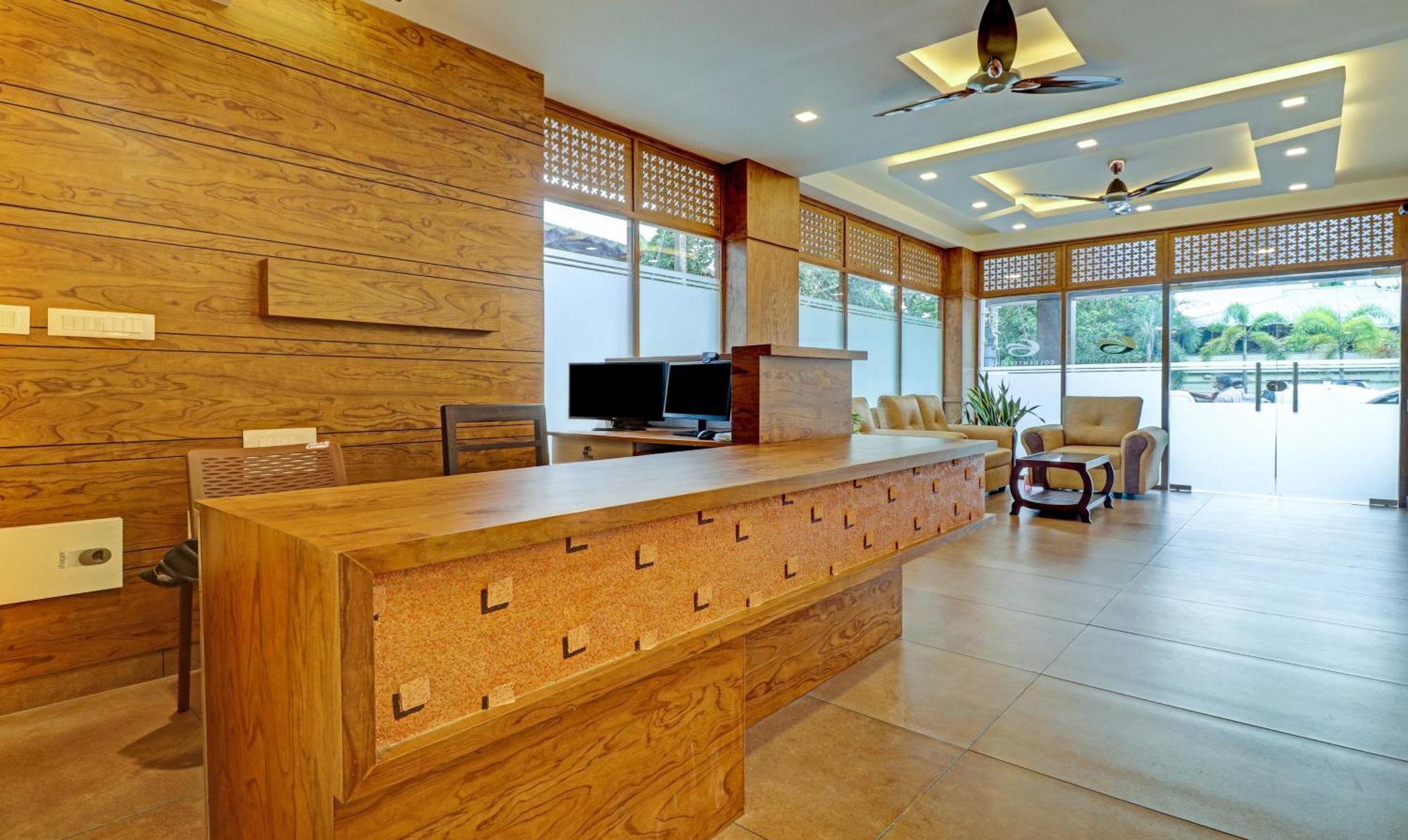 Treebo Golden Terminal, Kochi Airport Hotel Ngoại thất bức ảnh